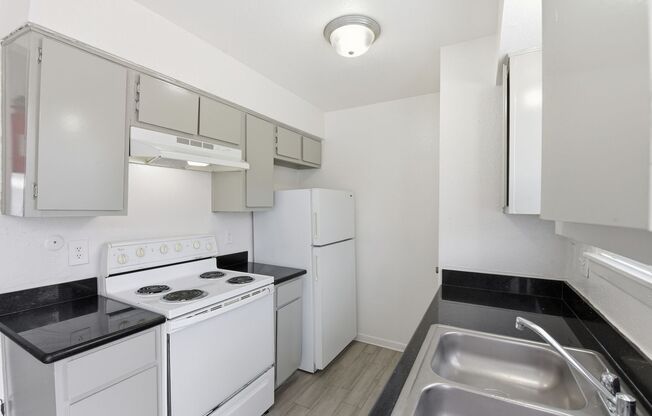 1 bed, 1 bath, 768 sqft, $1,019, Unit 108