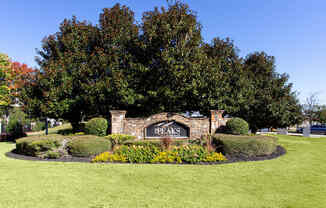 Peaks at Gainesville