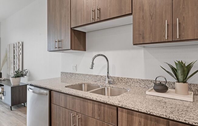 1 bed, 1 bath, 756 sqft, $1,525, Unit 213