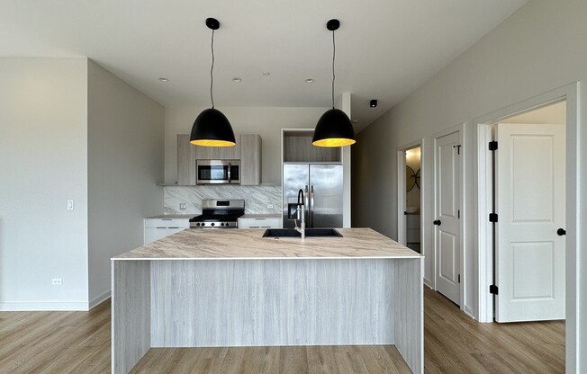 3205 NARRAGANSETT