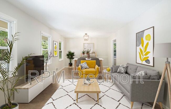 2716 Deerwood Trail