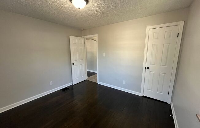 2 beds, 1 bath, $1,250