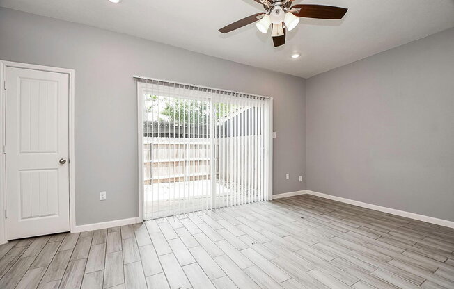 2 beds, 2 baths, 1,396 sqft, $1,650, Unit 253