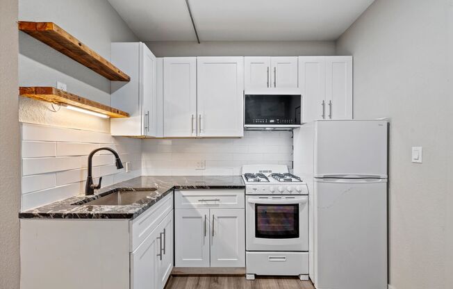 Penn Mor Apartments