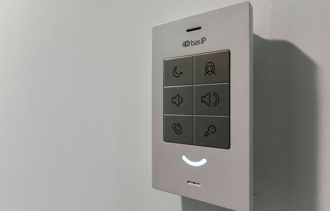 1 bed, 1 bath, 618 sqft, $1,095, Unit G110