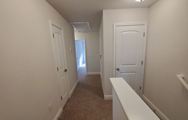 3 beds, 2.5 baths, 1,542 sqft, $1,900, Unit Hathaway Townhomes