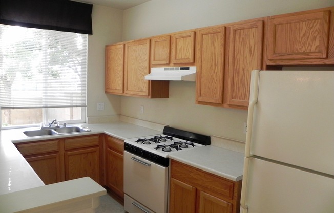 2 beds, 2.5 baths, $1,650, Unit # 1102