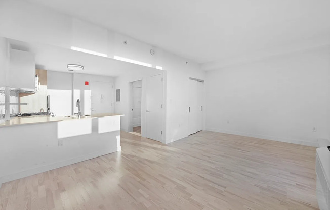 Studio, 1 bath, $2,795, Unit 18F