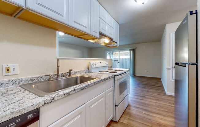 2 beds, 1 bath, $2,000, Unit #1