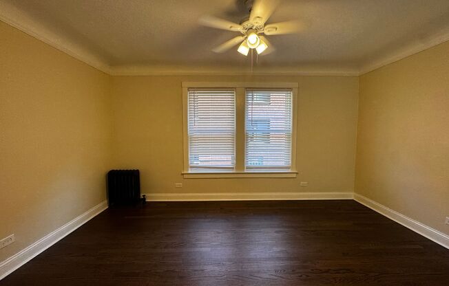 2 beds, 1 bath, $1,750, Unit 1381 #2S