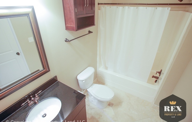 2 beds, 2 baths, $1,595, Unit JBWhite