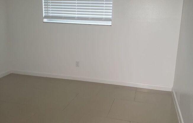 2 beds, 1 bath, 900 sqft, $1,895, Unit 217