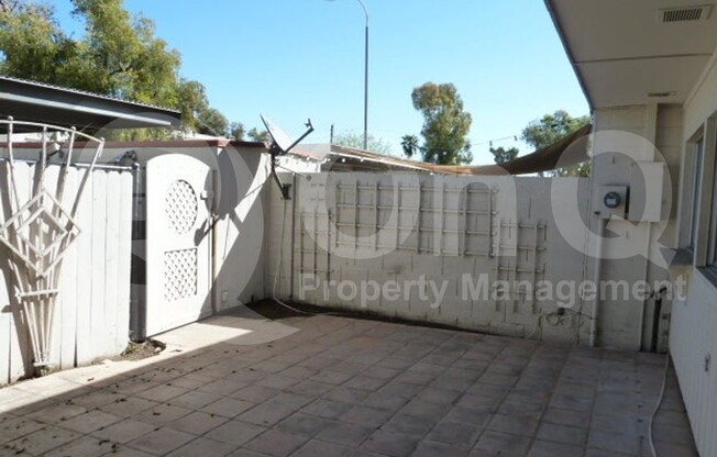 3964 N GRANITE REEF RD