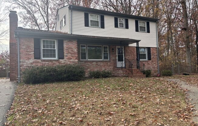 Spacious 4 Bedroom Home in Henrico Available NOW! Holiday Special: $500 off first month's rent