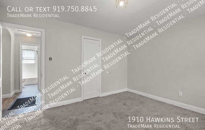 1910 HAWKINS ST