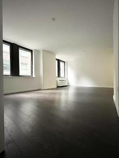 1 bed, 1 bath, $4,350, Unit 1701