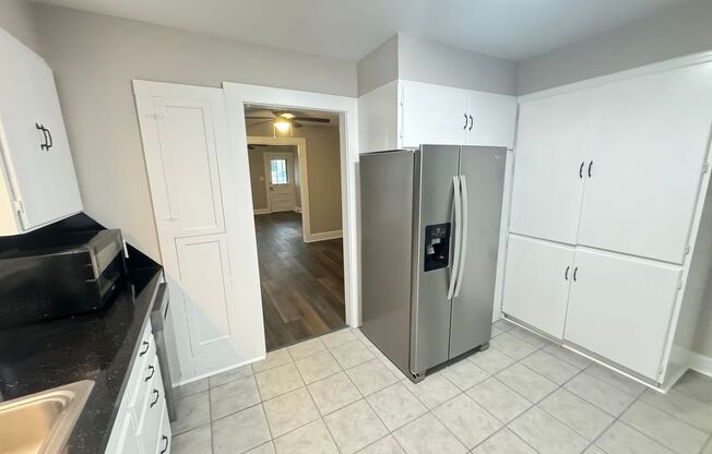 2 beds, 1 bath, $1,350