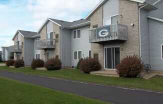 520-558 Athletic Way