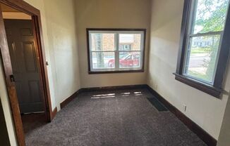 2 beds, 2 baths, $799