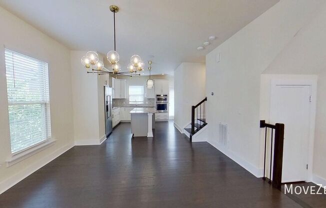 15041 NEW AMSTERDAM LN
