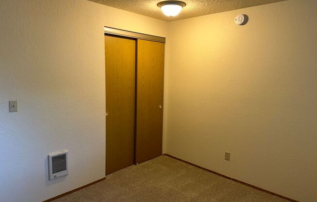 2 beds, 1 bath, 900 sqft, $1,429, Unit 85H