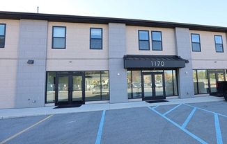 1170 PLYMOUTH AVE NE