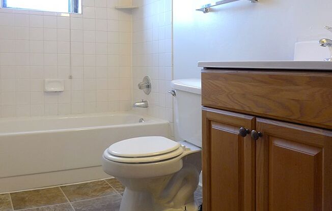 1 bed, 1 bath, 420 sqft, $950, Unit 19 - 305