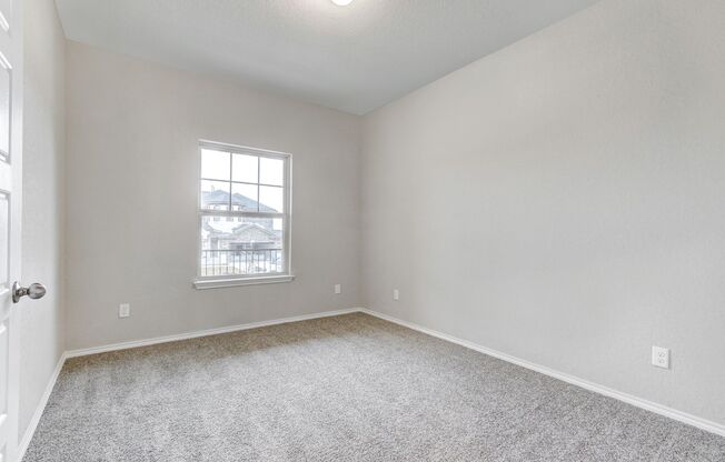 Spacious Bella Vista Home with Office and Loft