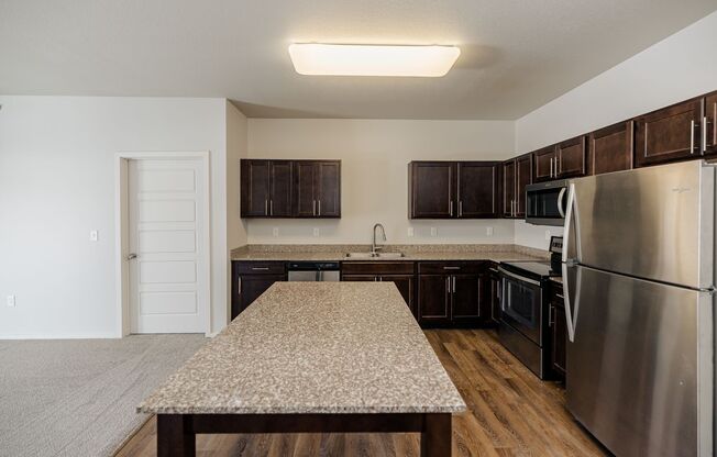 2 beds, 2 baths, 1,008 sqft, $1,740, Unit 128