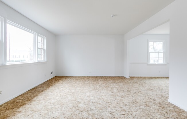 Large 4 Bedroom Tri-Level Home in the West End Available June 15th!