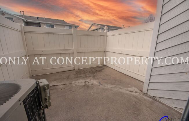 3 beds, 2 baths, 1,550 sqft, $1,750, Unit 4050