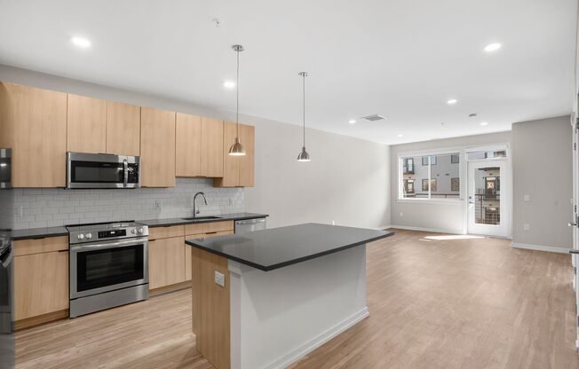 1 bed, 1 bath, 614 sqft, $2,250, Unit 328