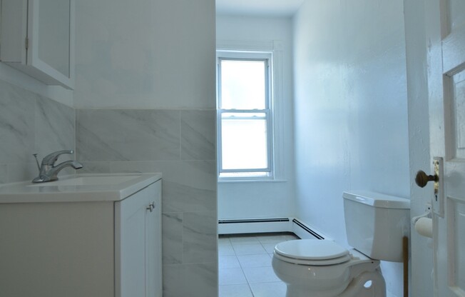 3 beds, 1.5 baths, 1,500 sqft, $2,800, Unit 1
