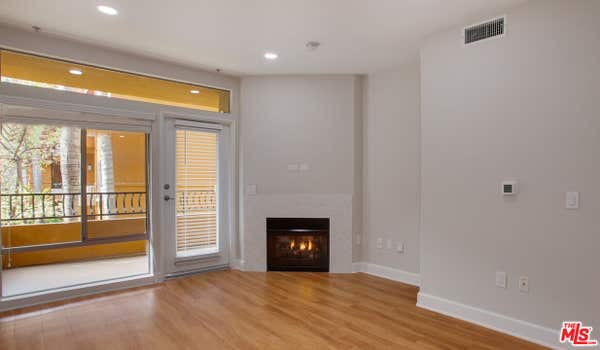 2 beds, 3 baths, 1,146 sqft, $4,358, Unit 1-316