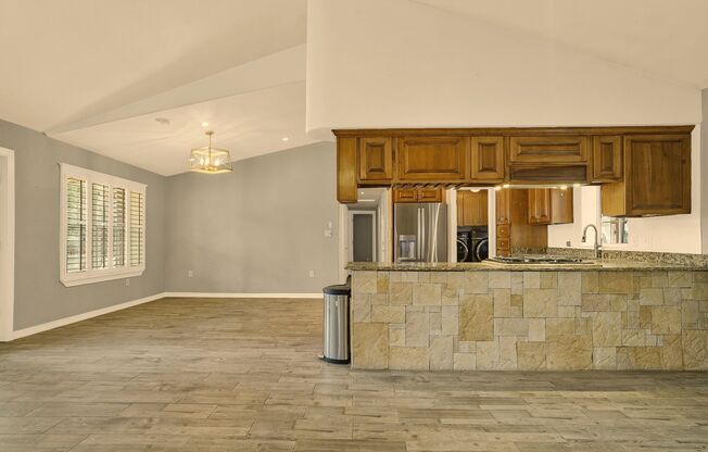 Upper Valley 3 Bedroom 2 Bath