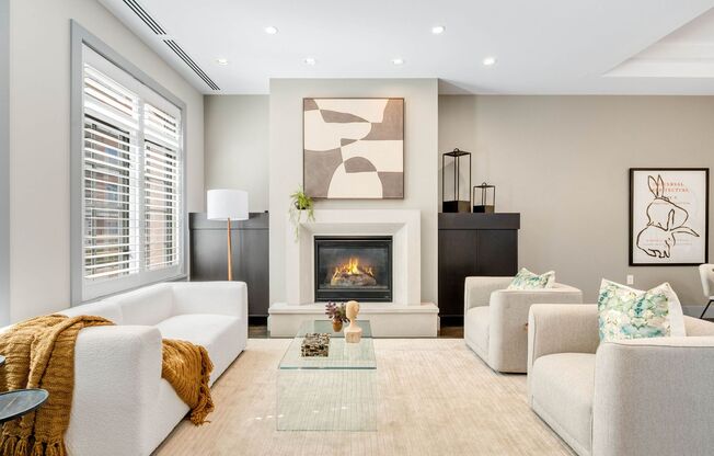 LUX 2BD, 2.5BA Brownstone in Cherry Creek North