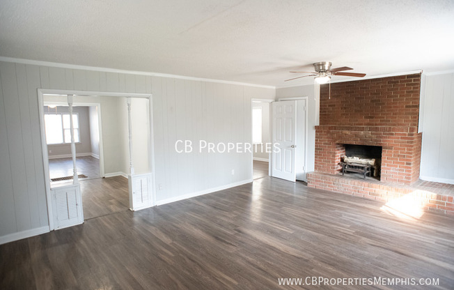 2 beds, 1 bath, 1,266 sqft, $995