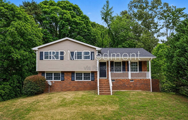2642 Hatfield Circle SE