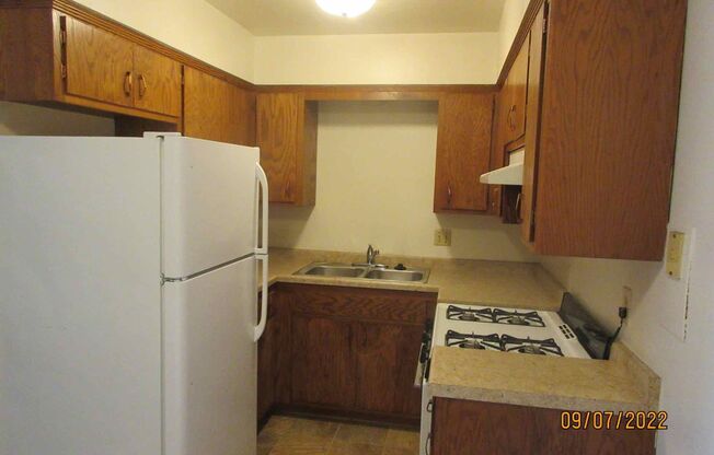 Available September 2025 Large 2 BD 1.5 Bath - Free heat, water, parking -