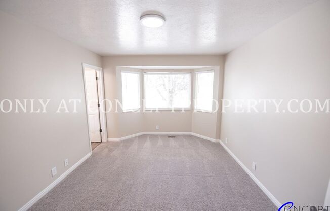 3 beds, 2.5 baths, 1,262 sqft, $2,499, Unit 920