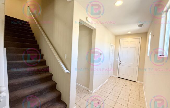 Gorgeous Two Story 3 Bedroom 2.5 Bathroom Home!! Located in South Reno!!