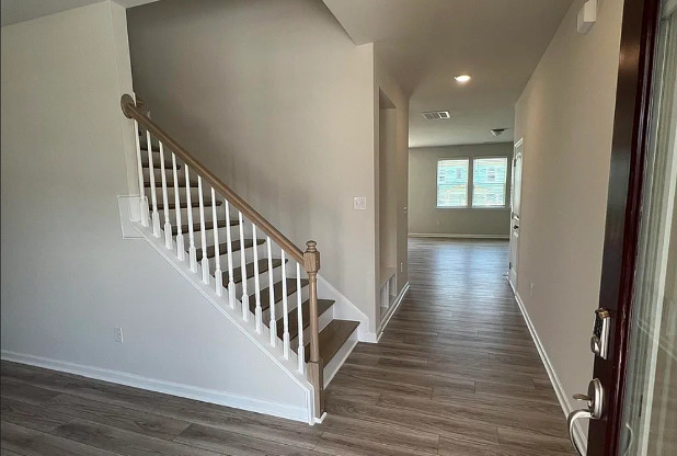 1021 GARROW DR