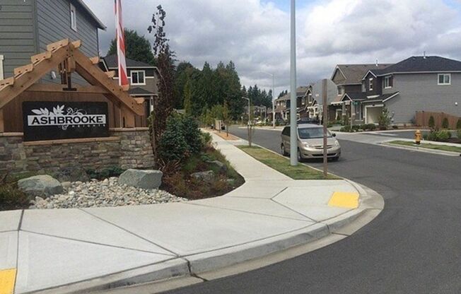 Luxurious Home in Lynnwood with 4 bed and 2.5 Bath