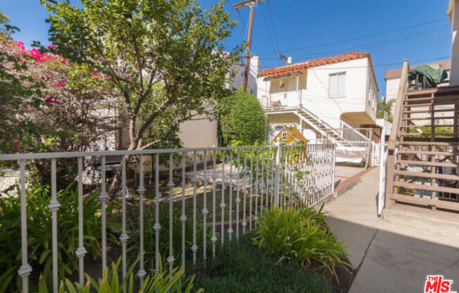 10773 MASSACHUSETTS AVE