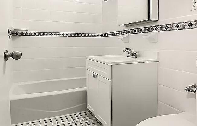 1 bed, 1 bath, $4,250, Unit 15P