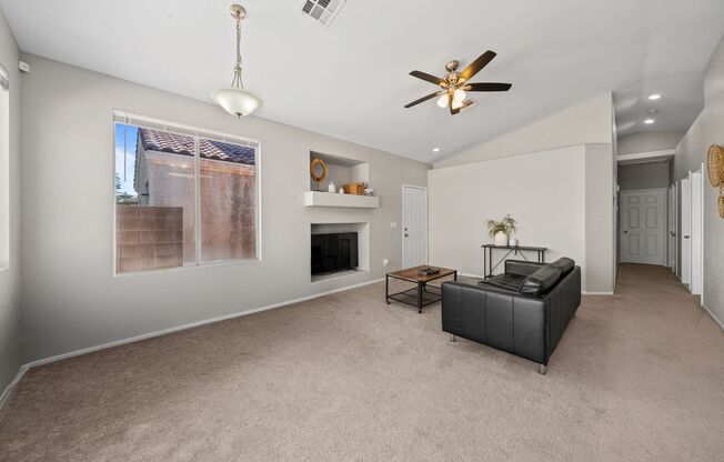 Fully Furnished Single Story Near Silverado Ranch