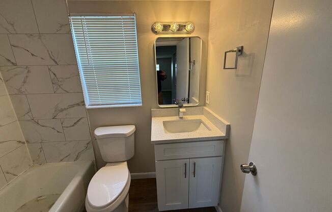 1 bed, 1 bath, $1,175, Unit UNIT A2