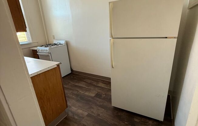 Studio, 1 bath, 450 sqft, $1,250, Unit Unit 306