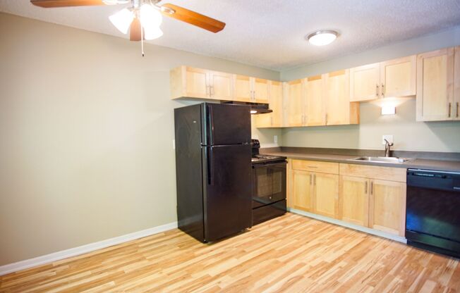 Spacious Two Bedroom in Heart of Buckman!