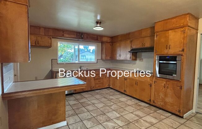 3 beds, 2 baths, $3,750